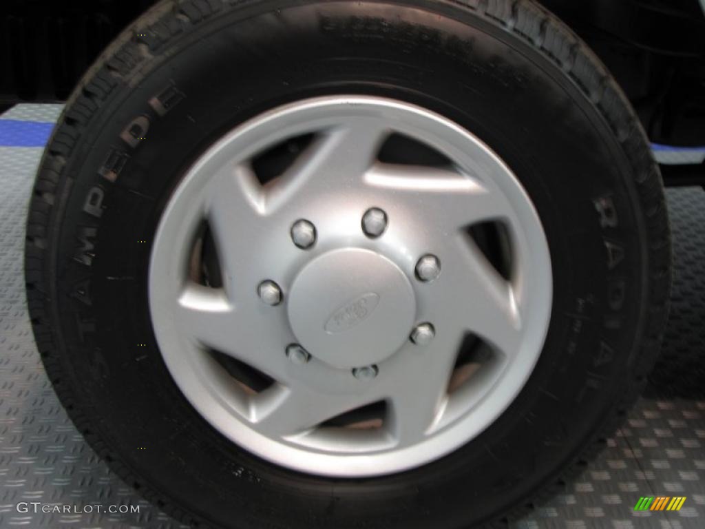 2004 Ford E Series Van E350 Super Duty XL Passenger Wheel Photo #37997485