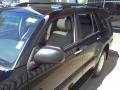 Black - 4Runner SR5 Photo No. 21