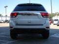 Stone White - Grand Cherokee Laredo X Package Photo No. 4