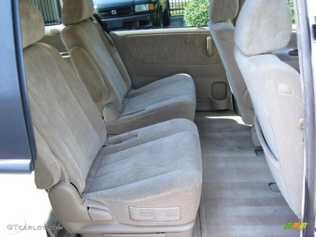 Beige Interior 2000 Mazda MPV DX Photo #38001882