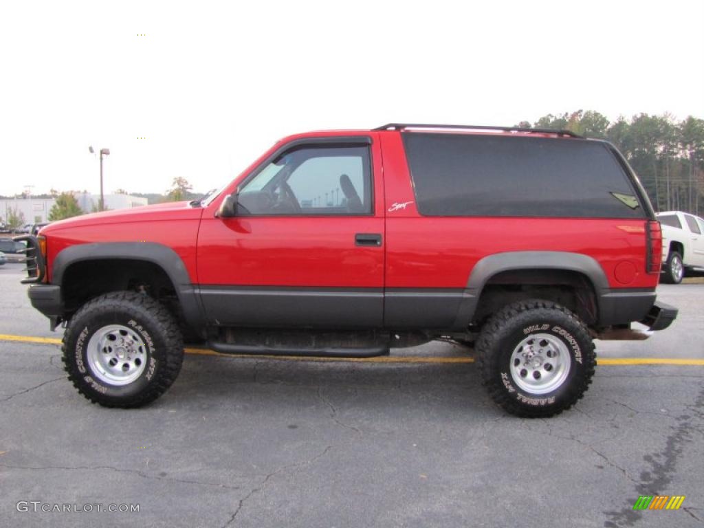 1999 Tahoe Sport 4x4 - Victory Red / Gray photo #4