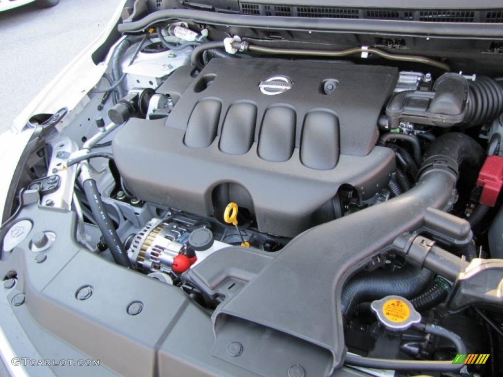 2011 Nissan Versa 1.8 S Sedan 1.8 Liter DOHC 16-Valve CVTCS 4 Cylinder Engine Photo #38004158