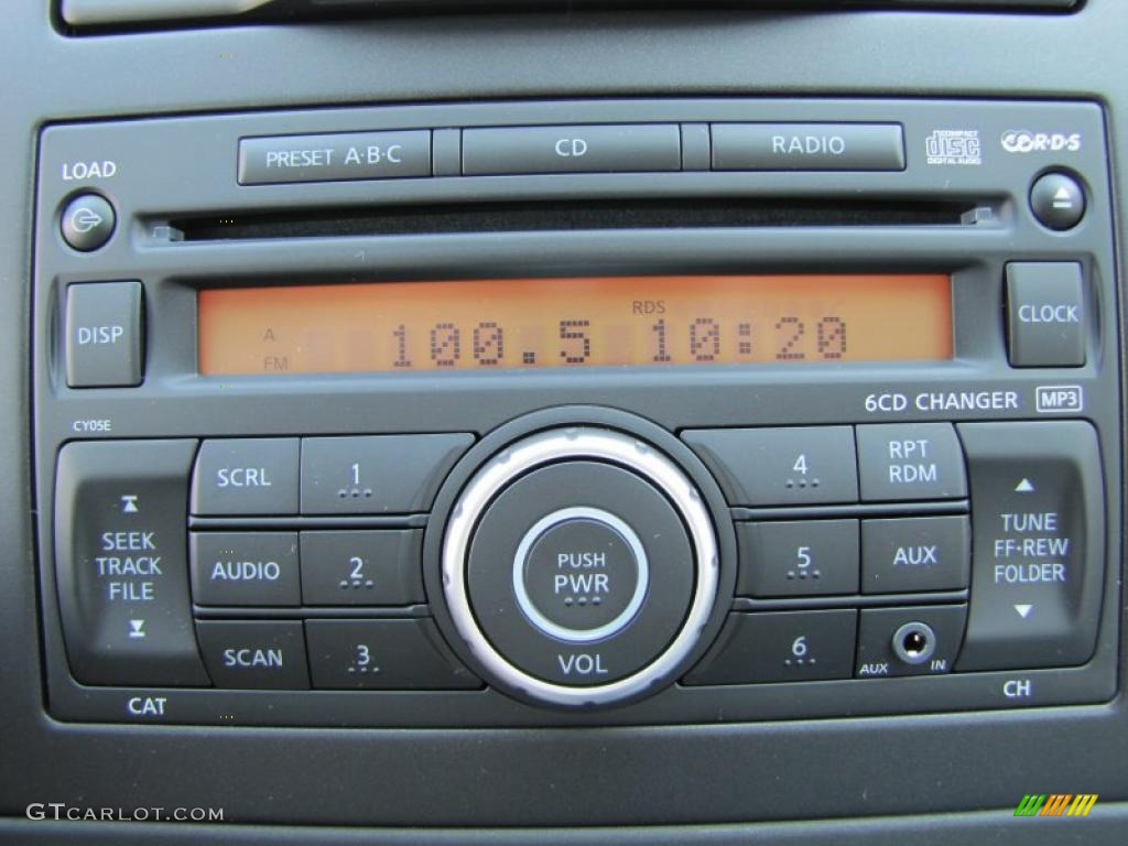 2011 Nissan Versa 1.8 S Sedan Controls Photo #38004214