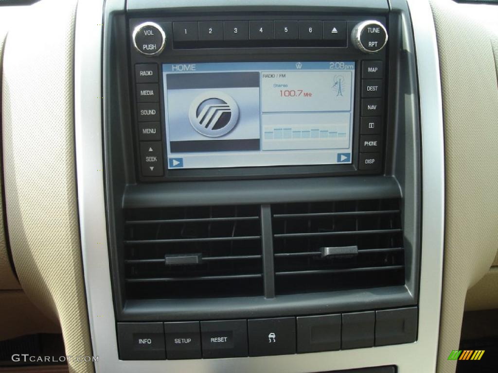 2010 Mercury Mountaineer V8 Premier AWD Navigation Photo #38004958
