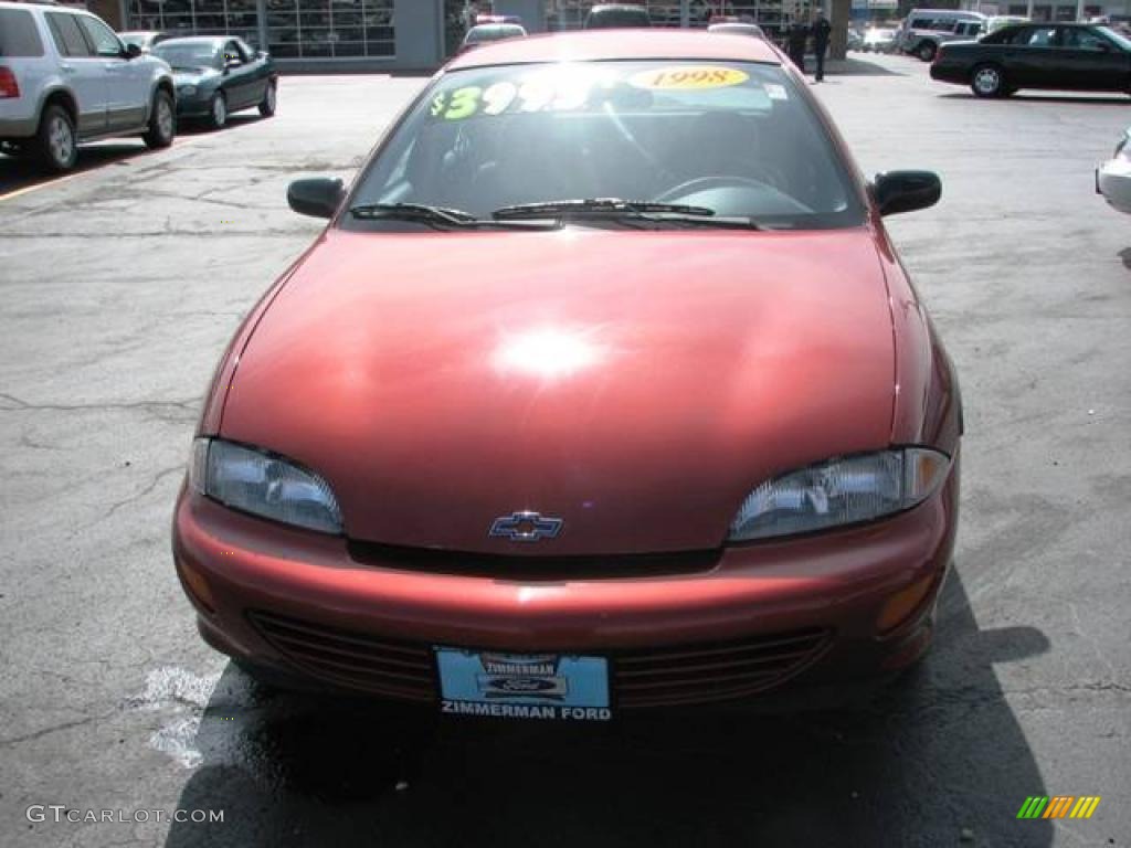 1998 Cavalier Sedan - Cayenne Red Metallic / Gray photo #2