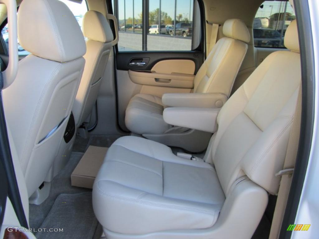 Light Cashmere/Ebony Interior 2008 Chevrolet Suburban 1500 LTZ 4x4 Photo #38005034