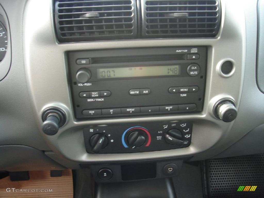 2011 Ford Ranger XLT SuperCab Controls Photo #38005426