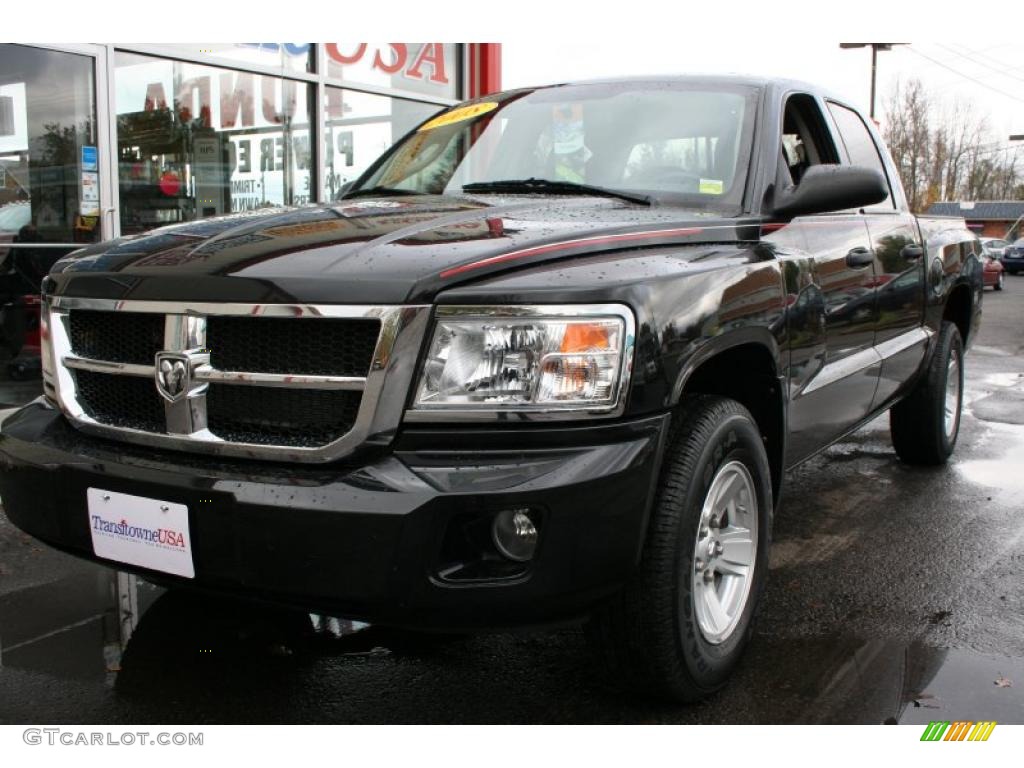 2008 Dakota SLT Crew Cab 4x4 - Brilliant Black / Dark Slate Gray/Medium Slate Gray photo #1