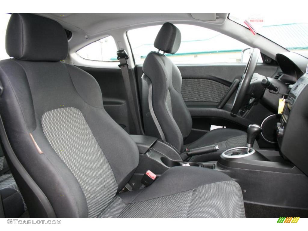 Black Interior 2005 Hyundai Tiburon GS Photo #38005746