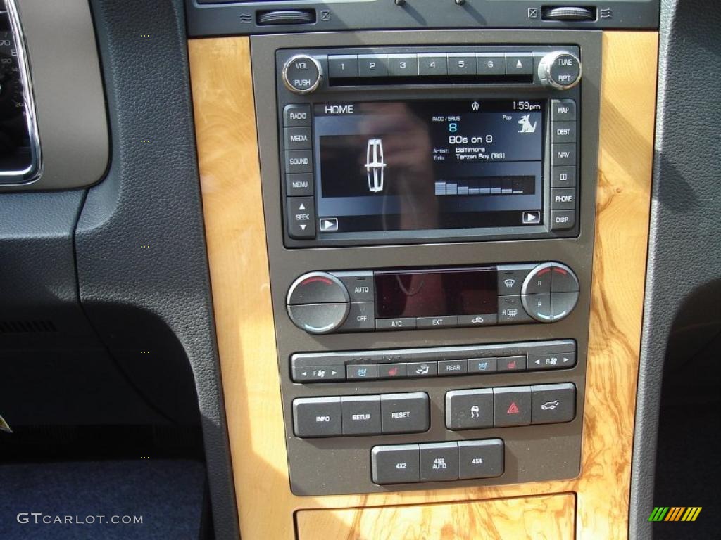2011 Lincoln Navigator L Limited Edition 4x4 Controls Photo #38006054