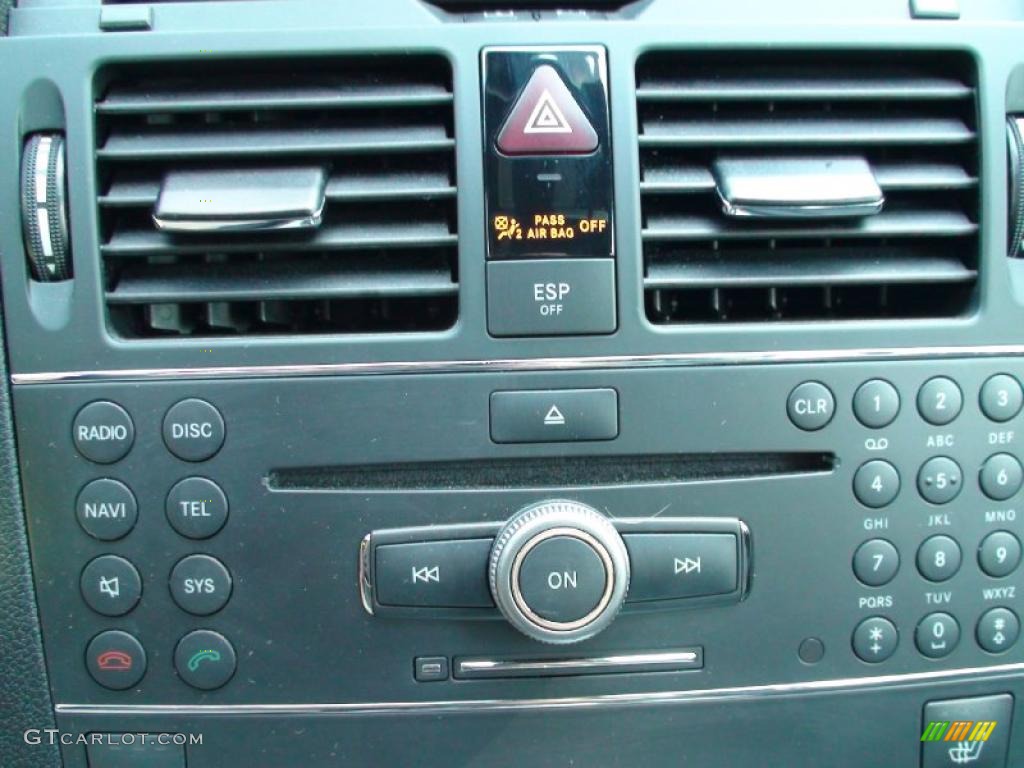 2008 Mercedes-Benz C 300 4Matic Sport Controls Photo #38006250