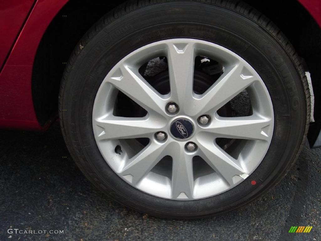 2011 Ford Fiesta SE Sedan Wheel Photo #38006330