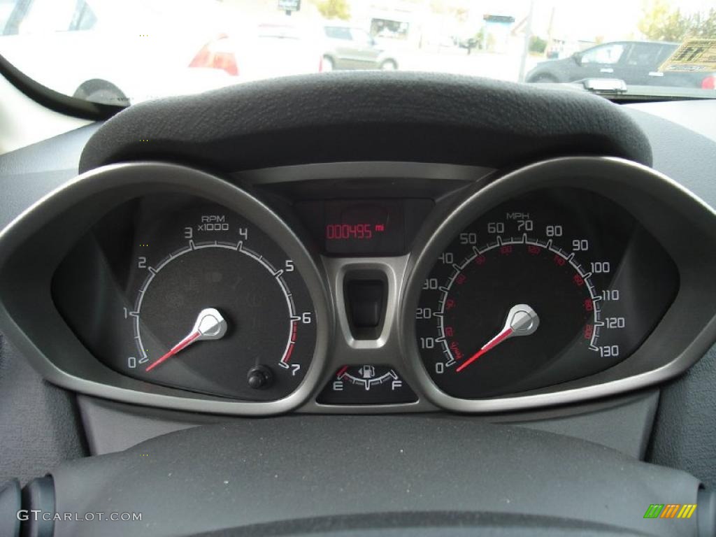 2011 Ford Fiesta SE Sedan Gauges Photo #38006362