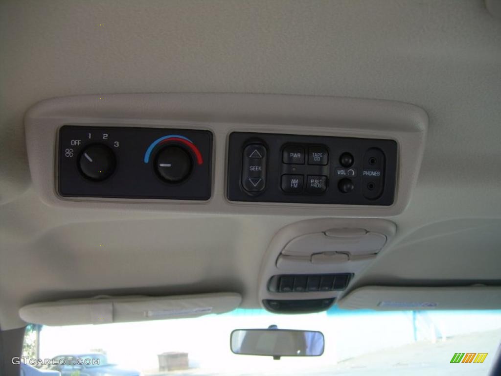 2000 Chevrolet Venture LT Controls Photo #38007218