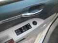 Cool Vanilla - 300 C HEMI Photo No. 21