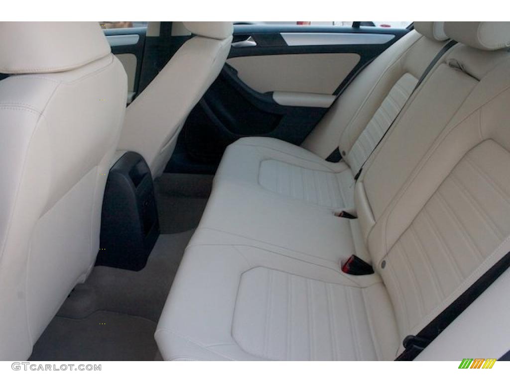 Cornsilk Beige Interior 2011 Volkswagen Jetta SEL Sedan Photo #38008685