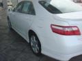 Super White - Camry LE Photo No. 7