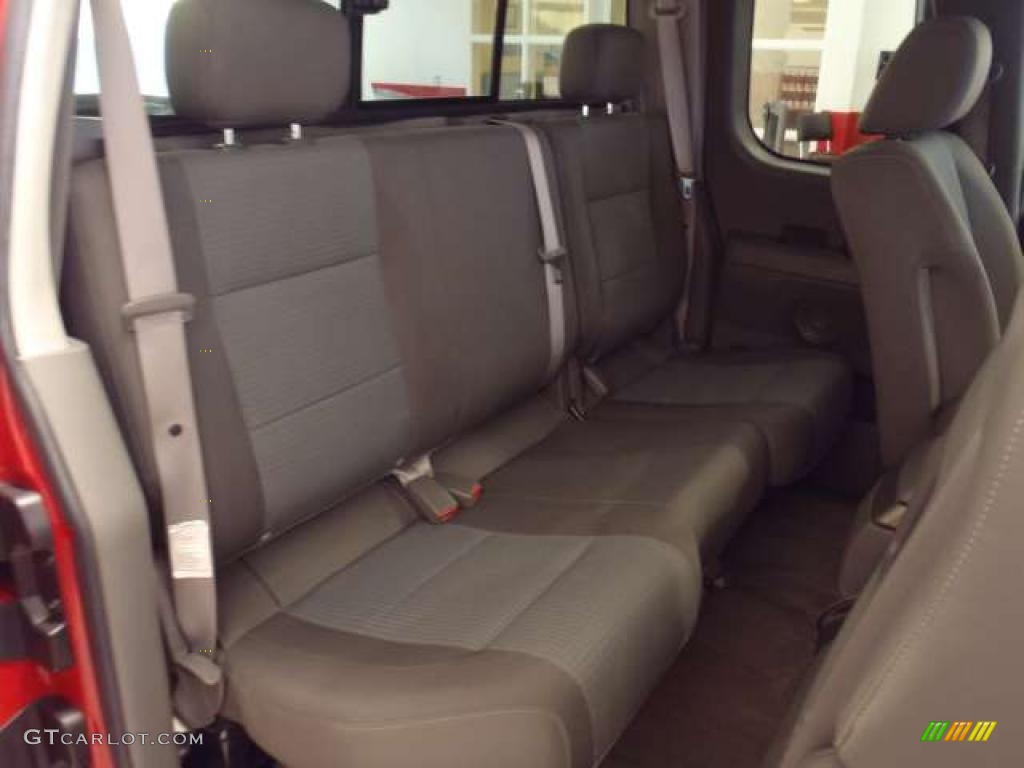 Graphite/Titanium Interior 2005 Nissan Titan SE King Cab Photo #38009418