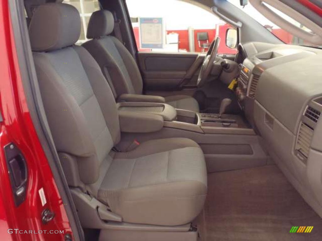 Graphite/Titanium Interior 2005 Nissan Titan SE King Cab Photo #38009430