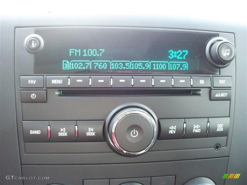 2011 GMC Sierra 1500 Crew Cab 4x4 Controls Photo #38011784
