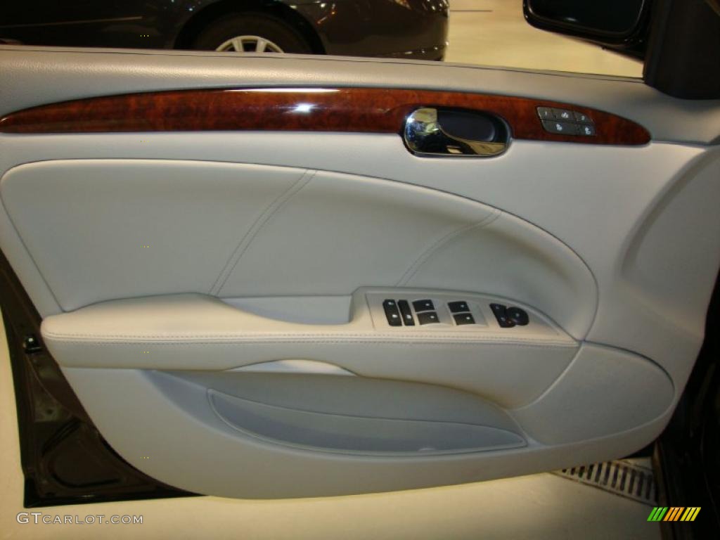 Titanium Interior 2010 Buick Lucerne CXL Photo #38013004