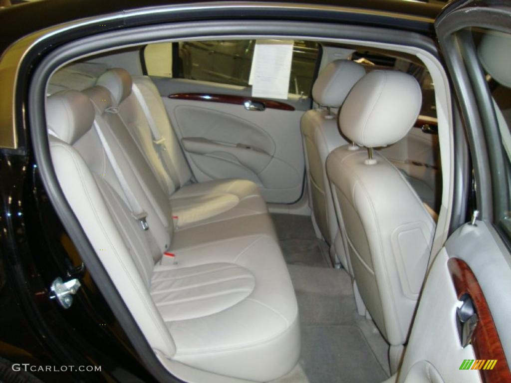 Titanium Interior 2010 Buick Lucerne CXL Photo #38013108