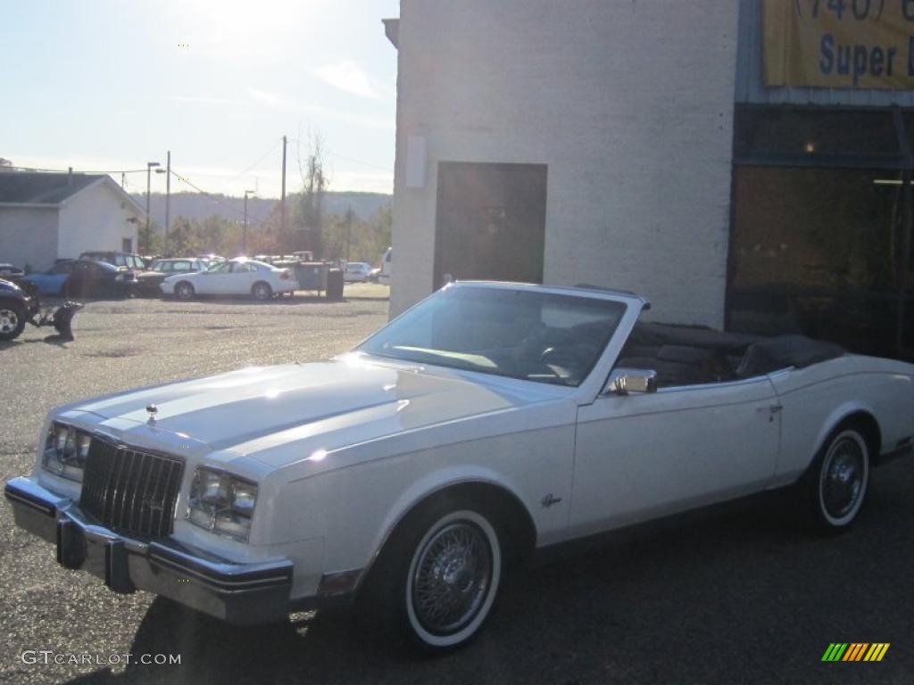 1983 Riviera Convertible - White / Red photo #27