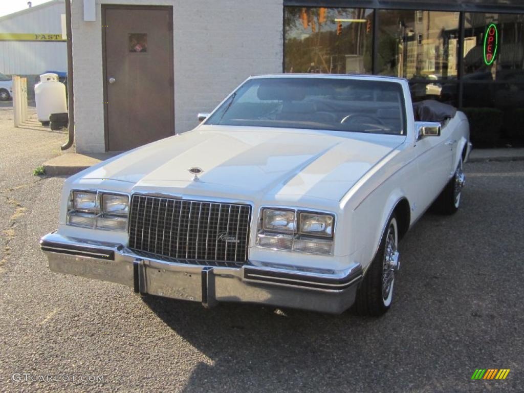 1983 Riviera Convertible - White / Red photo #28
