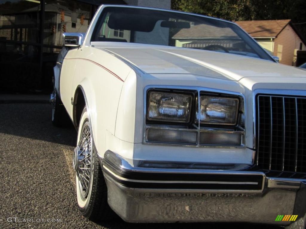 1983 Riviera Convertible - White / Red photo #31