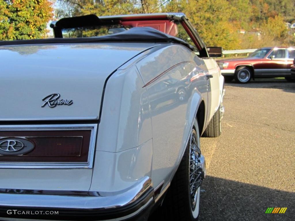 1983 Riviera Convertible - White / Red photo #32