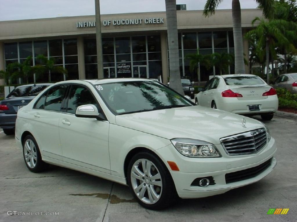 2009 C 300 Luxury - Arctic White / Black photo #1