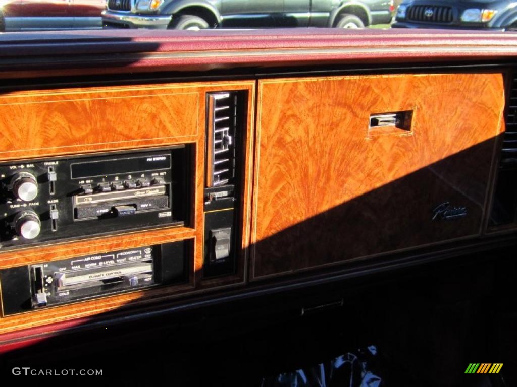 1983 Riviera Convertible - White / Red photo #45