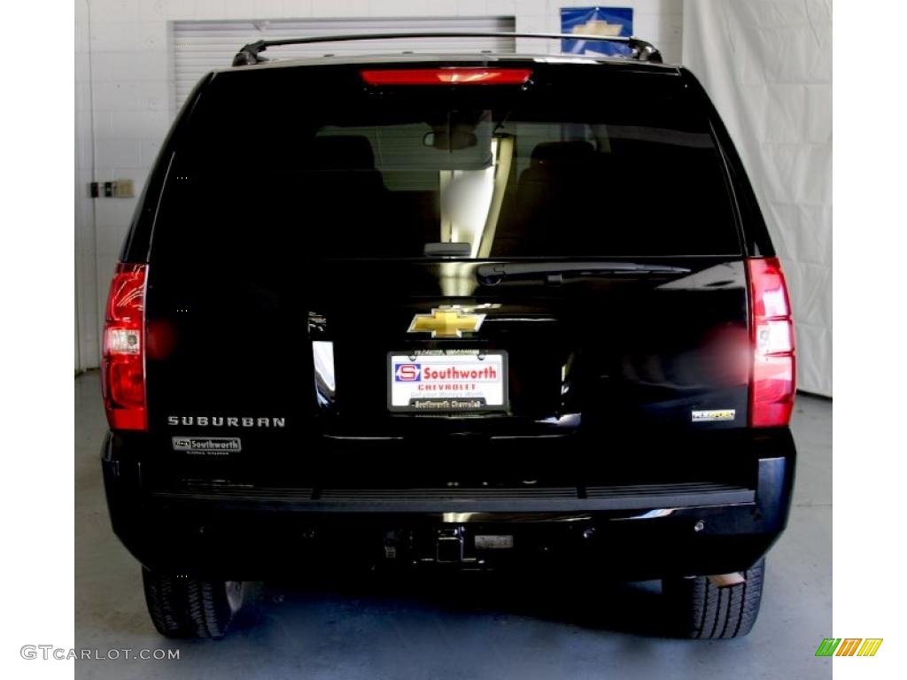 2009 Suburban LT 4x4 - Black / Ebony photo #4