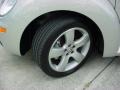 2009 Volkswagen New Beetle 2.5 Blush Edition Convertible Wheel and Tire Photo