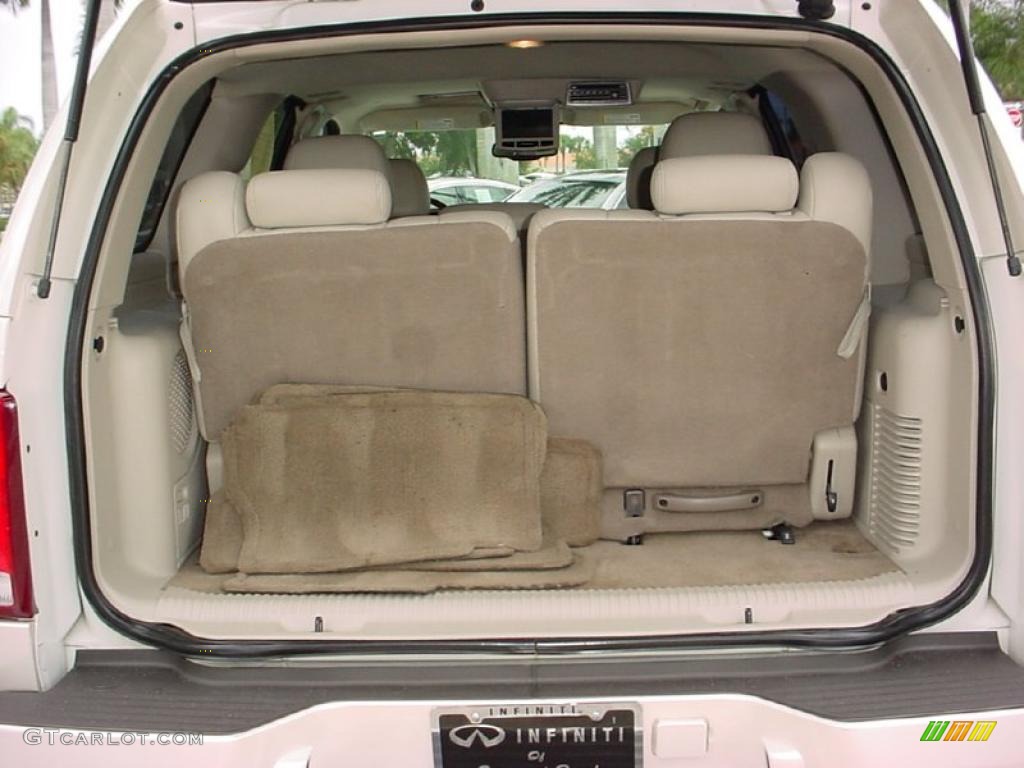 2005 Cadillac Escalade Standard Escalade Model Trunk Photo #38014980
