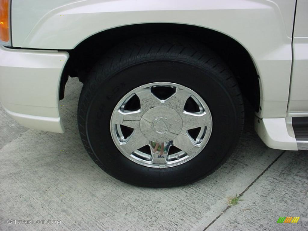 2005 Cadillac Escalade Standard Escalade Model Wheel Photo #38015012