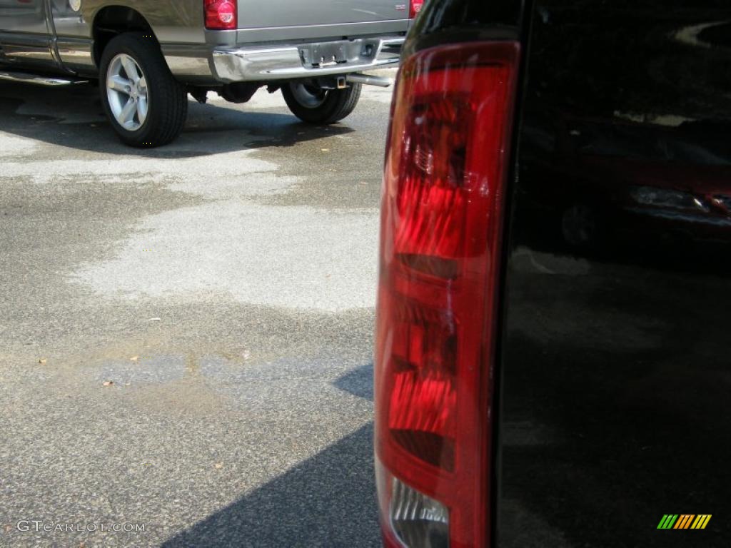 2005 Ram 1500 SLT Regular Cab - Black / Dark Slate Gray photo #10