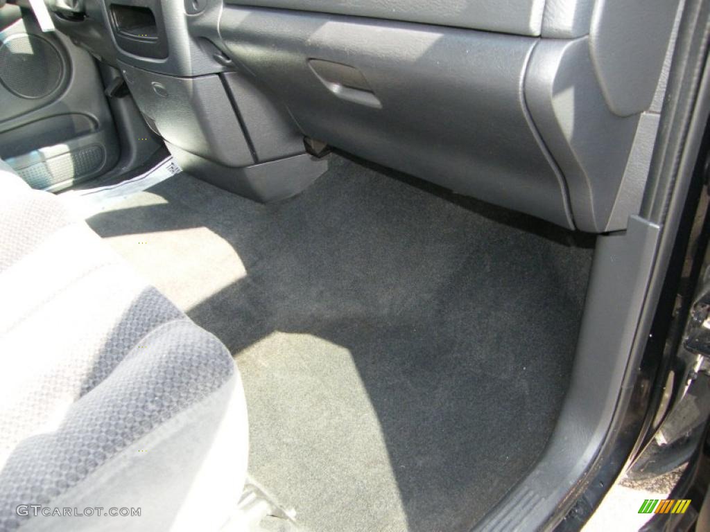 2005 Ram 1500 SLT Regular Cab - Black / Dark Slate Gray photo #24