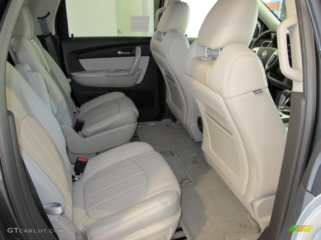 Light Titanium Interior 2011 GMC Acadia SLT Photo #38016140