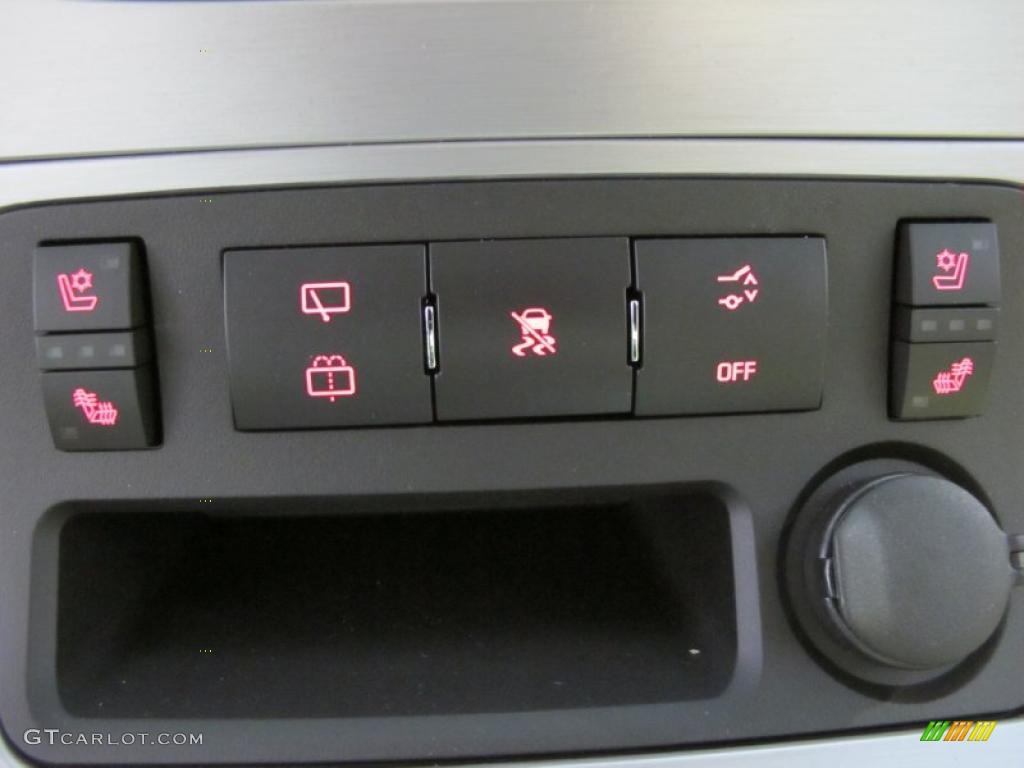 2011 GMC Acadia SLT Controls Photo #38017504