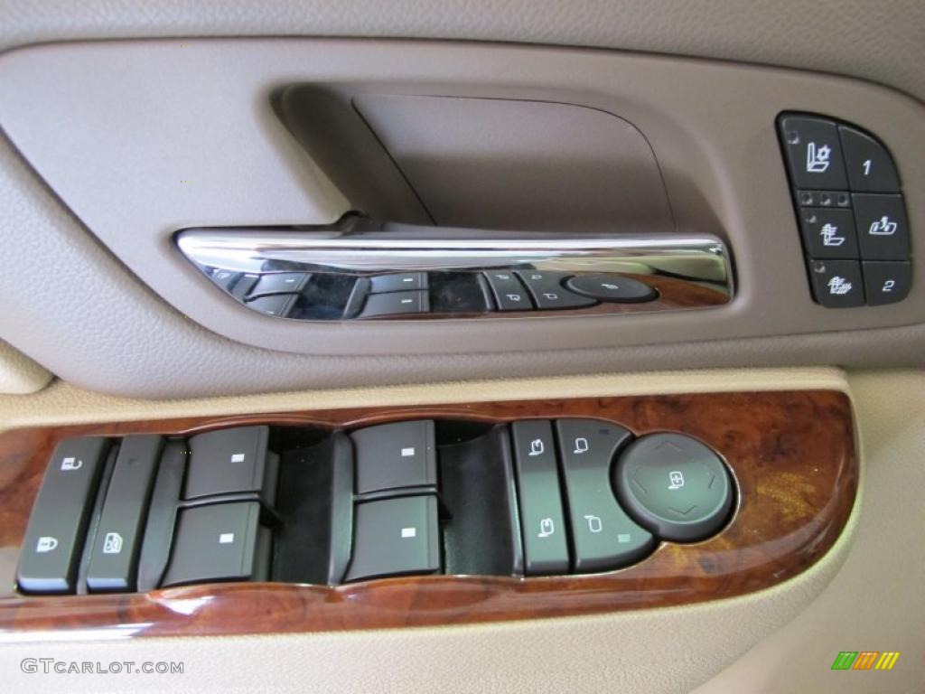 2011 GMC Yukon SLT Controls Photo #38017752