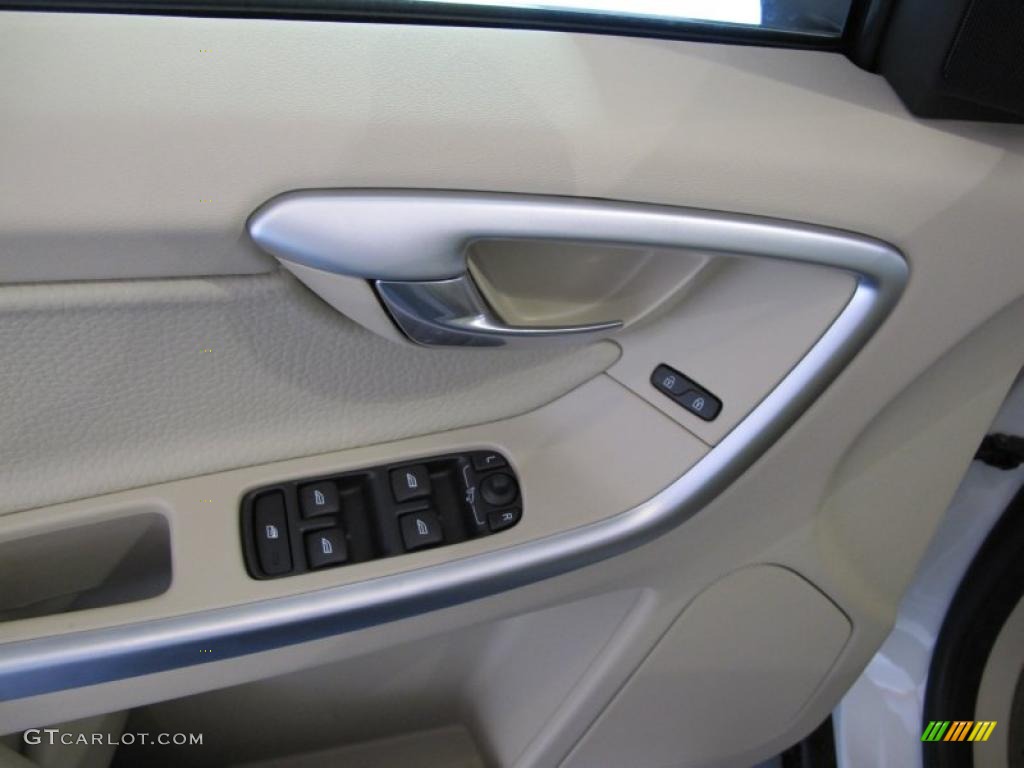 2011 Volvo XC60 3.2 Controls Photo #38018648