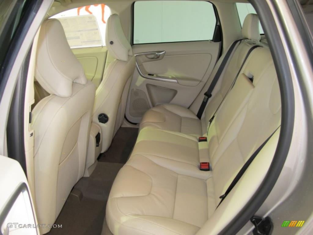 Sandstone Beige Interior 2011 Volvo XC60 3.2 Photo #38018920