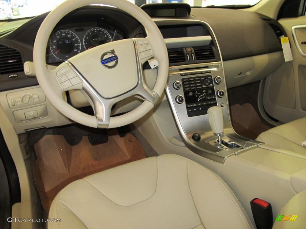 2011 Volvo XC60 3.2 Sandstone Beige Dashboard Photo #38018936