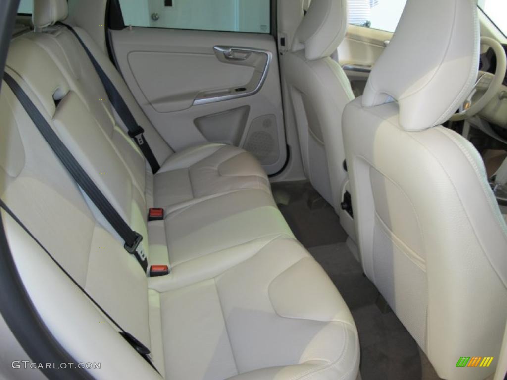 Sandstone Beige Interior 2011 Volvo XC60 3.2 Photo #38018952