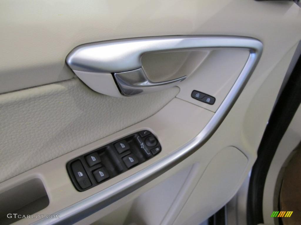 2011 Volvo XC60 3.2 Controls Photo #38019000