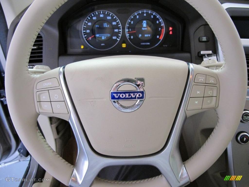2011 Volvo XC60 3.2 Sandstone Beige Steering Wheel Photo #38019044