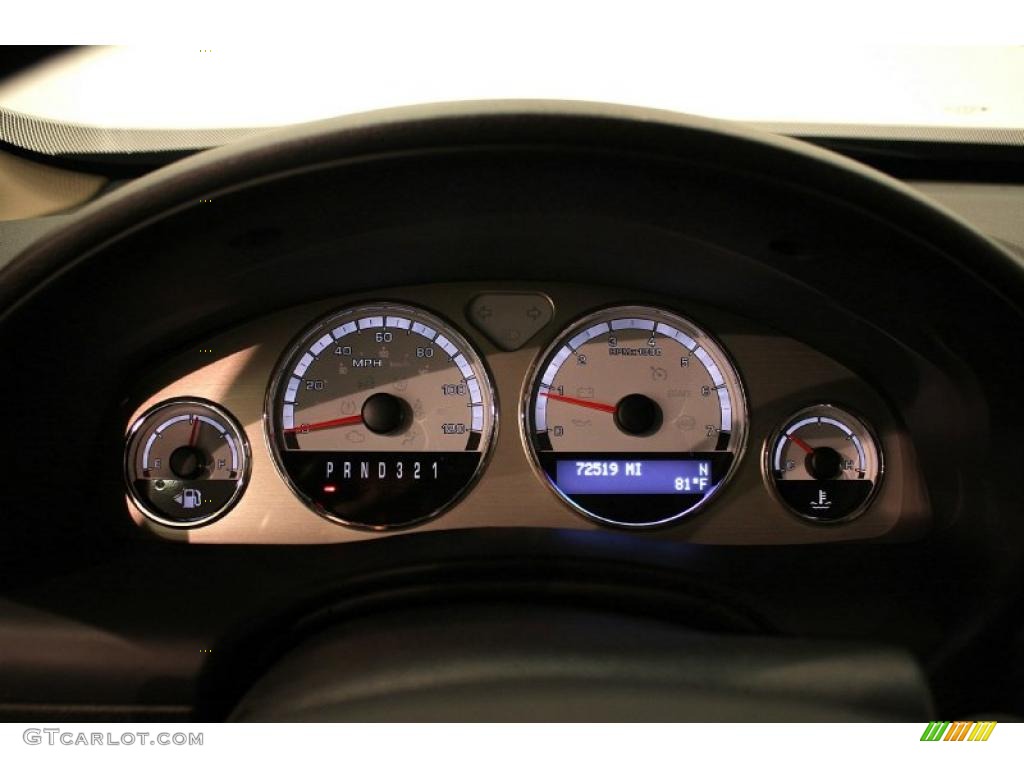2007 Saturn Relay 3 Gauges Photo #38019444