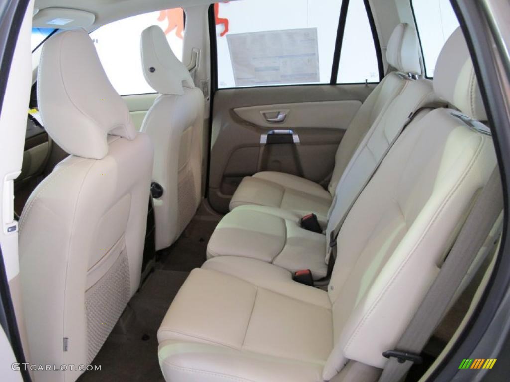 Beige Interior 2011 Volvo XC90 3.2 Photo #38019560