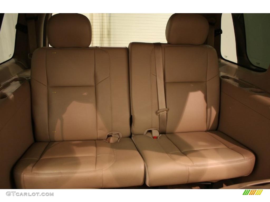 Tan Interior 2007 Saturn Relay 3 Photo #38019644